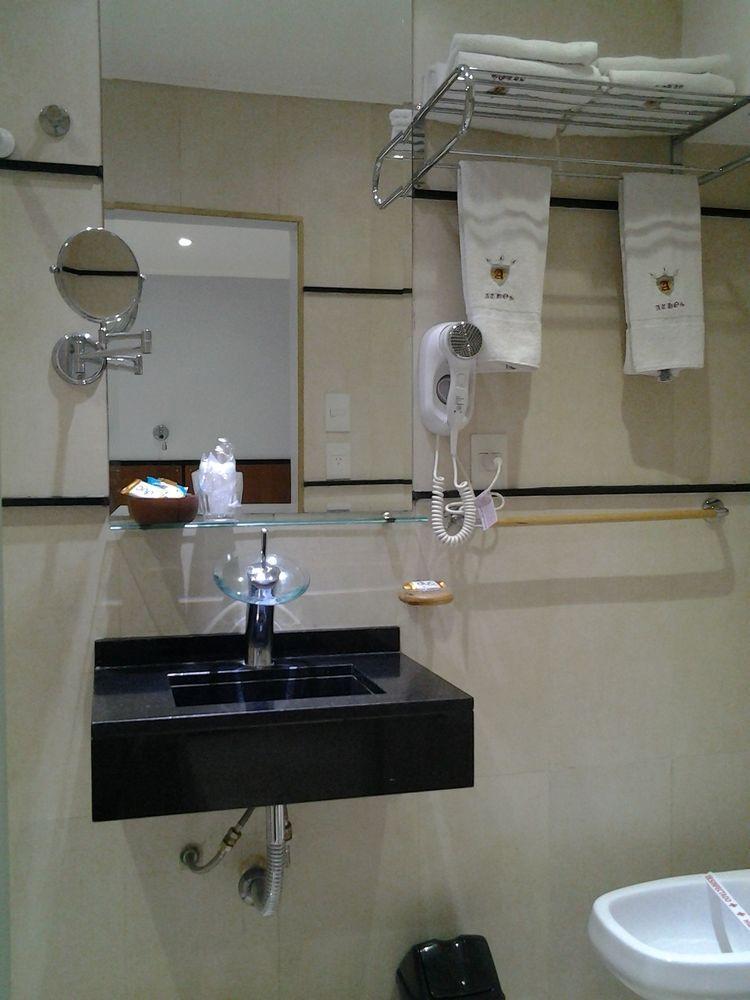 Hotel Athos Buenos Aires Bagian luar foto